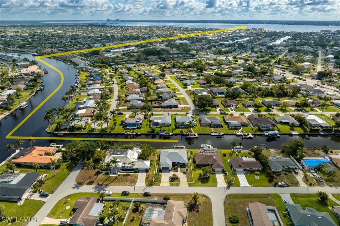 4407 SE 11th PL, Cape Coral, FL 33904