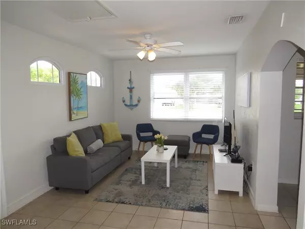 Naples, FL 34108,717 95th AVE N #1