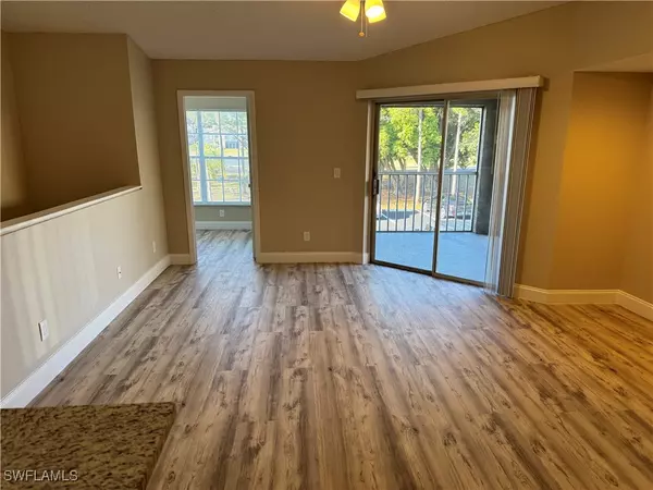Naples, FL 34104,108 Santa Clara DR #07