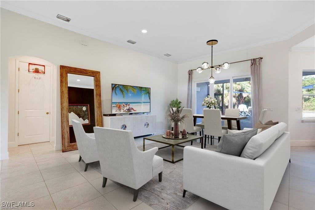 Naples, FL 34120,757 12TH ST NE