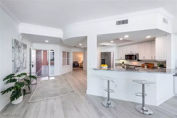 Bonita Springs, FL 34134,269 Barefoot Beach BLVD #403