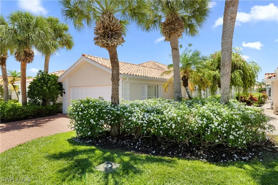 3134 Andorra CT, Naples, FL 34109