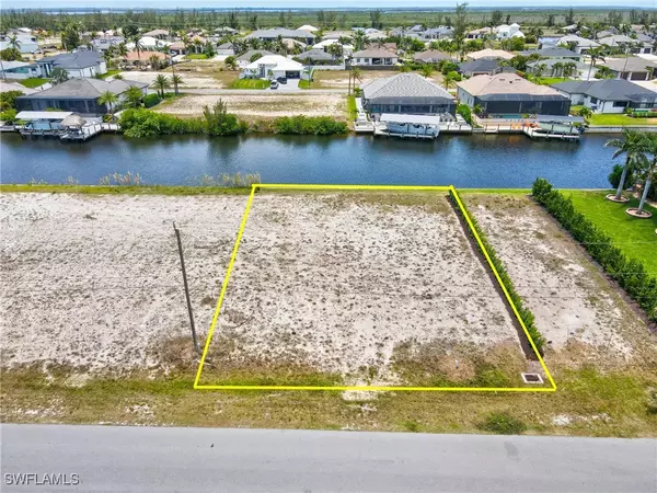 Cape Coral, FL 33993,112 NW 37th PL
