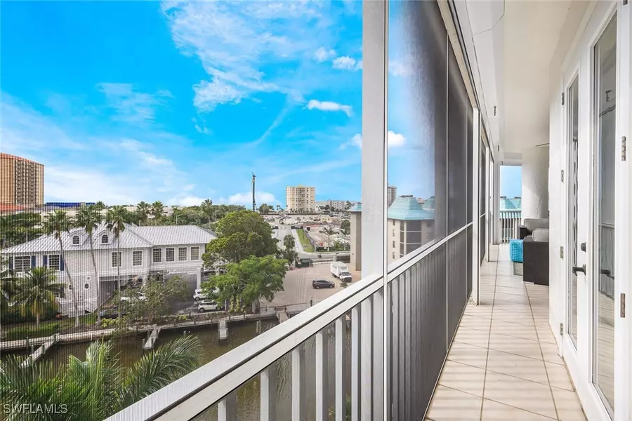 400 Flagship DR #602, Naples, FL 34108