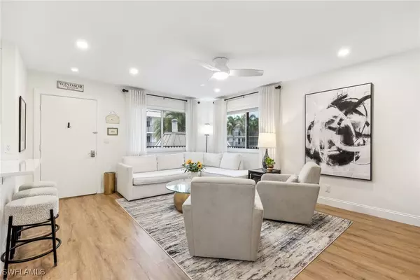 Naples, FL 34102,766 Central AVE #209