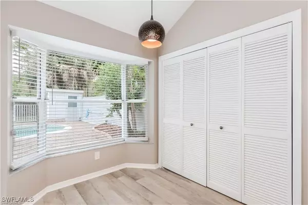Naples, FL 34116,1431 Monarch CIR #B8