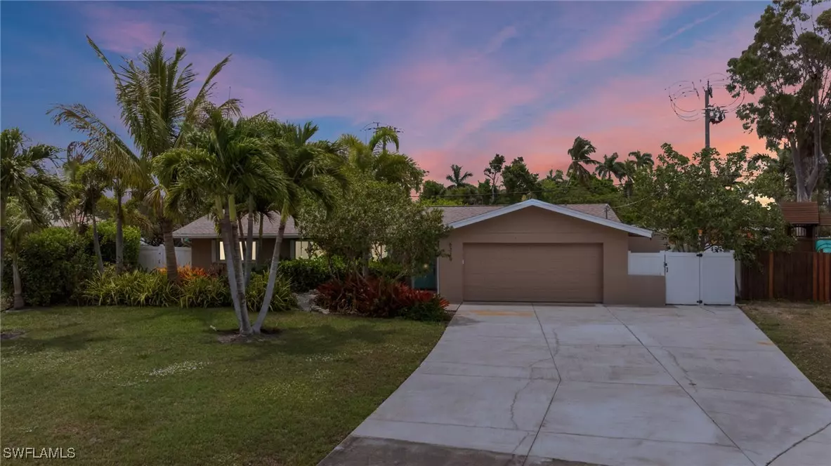 Fort Myers, FL 33919,6219 Saint Andrews CIR N