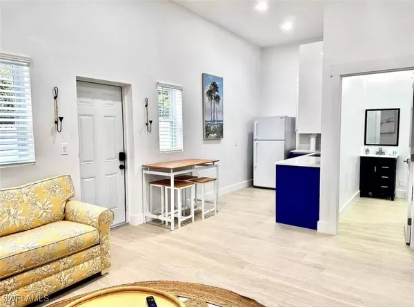 Naples, FL 34116,2881 Santa Barbara BLVD