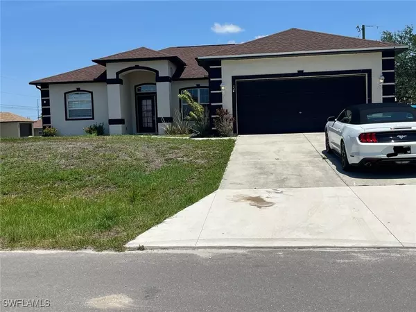 Cape Coral, FL 33909,17 NE 11th LN