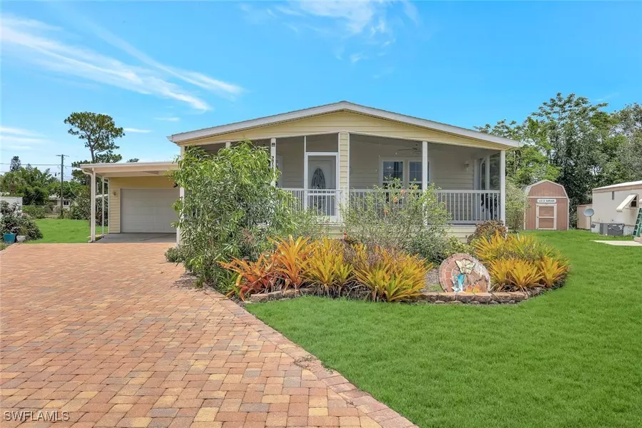 27288 Bourbonniere DR, Bonita Springs, FL 34135