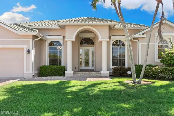 Marco Island, FL 34145,7 Blue Hill CT