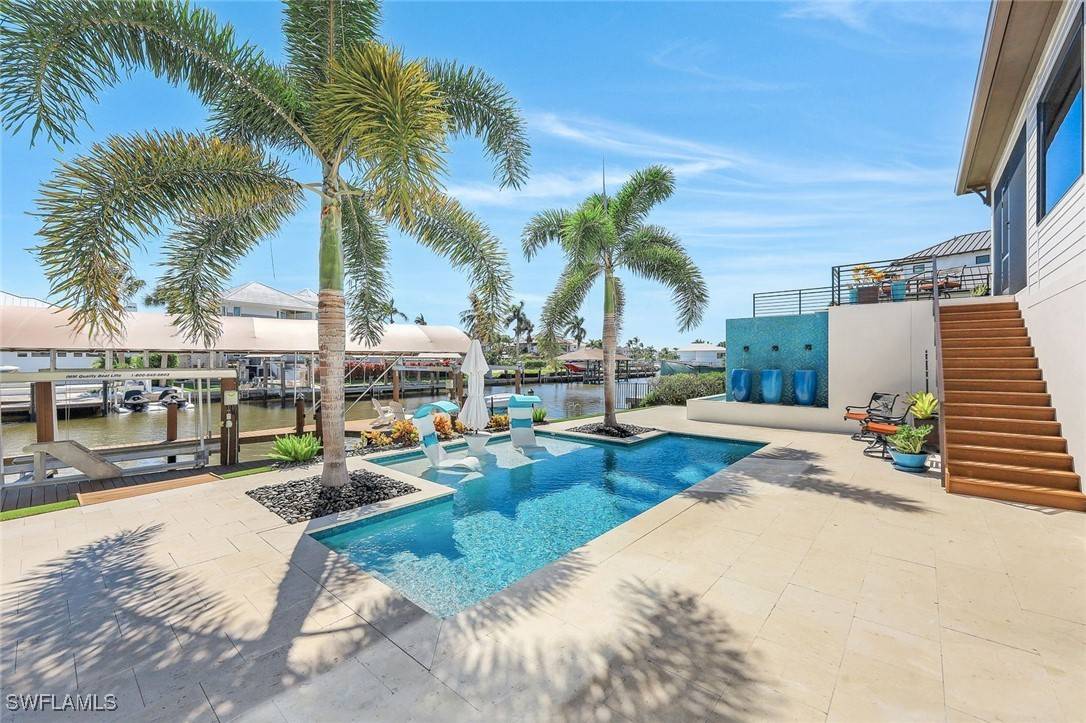 378 Seabee AVE, Naples, FL 34108