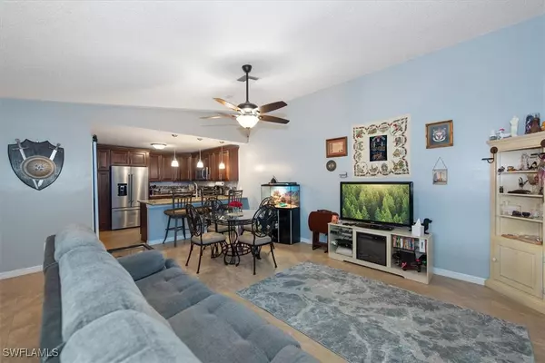 Fort Myers, FL 33908,6316 Royal Woods DR