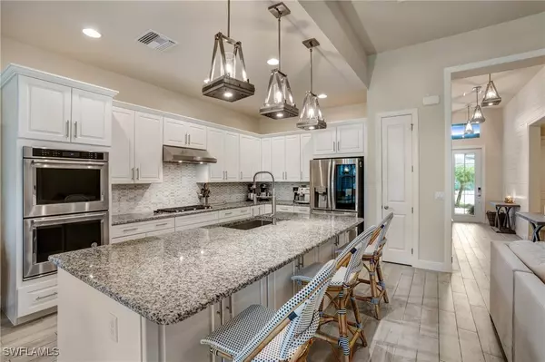 Naples, FL 34114,9292 Cayman DR