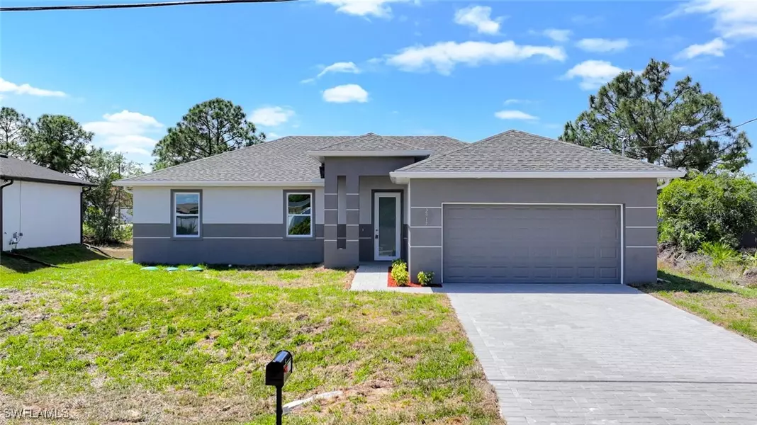 3711 6th ST W, Lehigh Acres, FL 33971