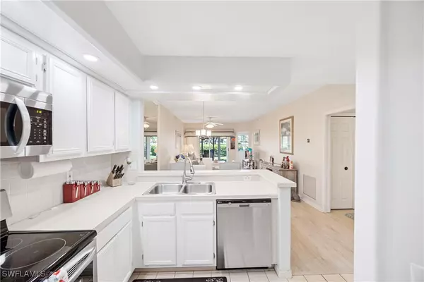 Bonita Springs, FL 34135,13046 Amberley CT #602RA