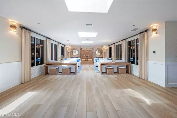 Naples, FL 34119,560 El Camino Real #1102