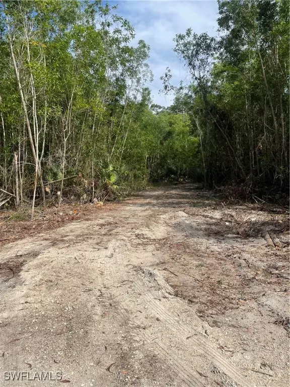 Fort Myers, FL 33912,6611 Broken Arrow RD