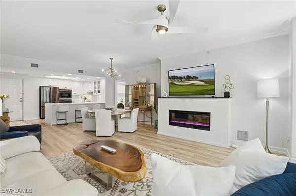 Naples, FL 34109,2728 Tiburon BLVD E #A104