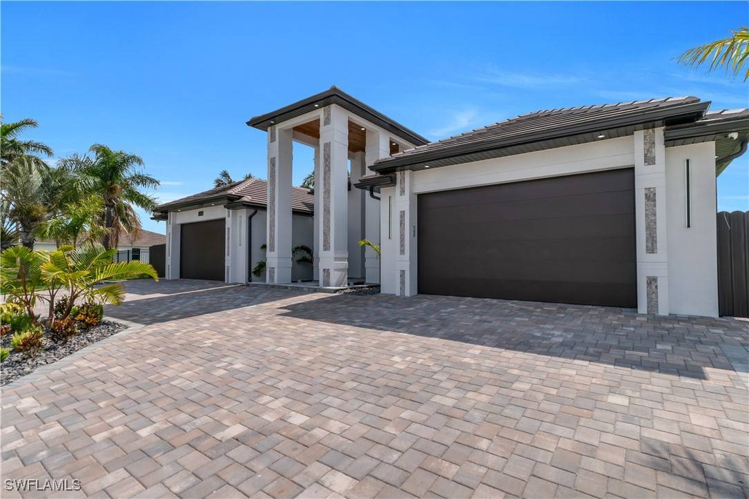 Cape Coral, FL 33993,13 NW 14th AVE