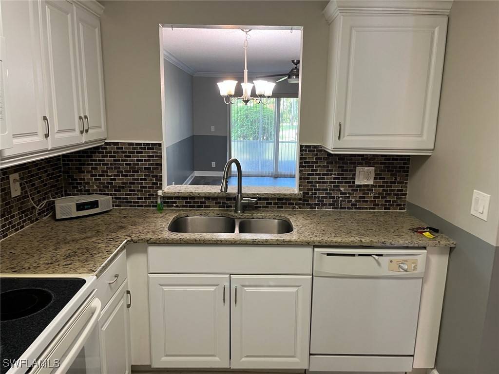 Fort Myers, FL 33919,6184 Michelle WAY #123
