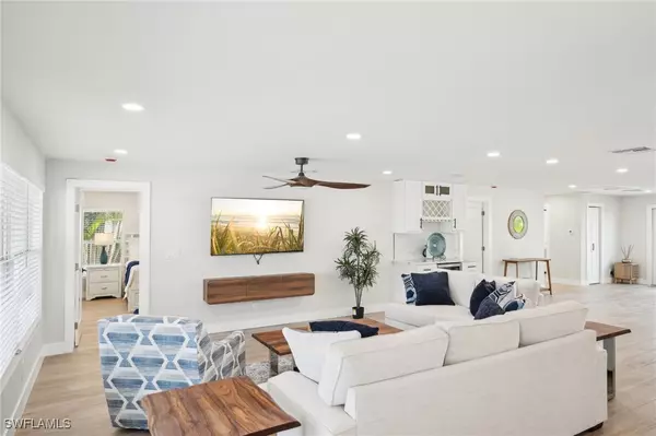 Fort Myers Beach, FL 33931,18195 Cutlass DR