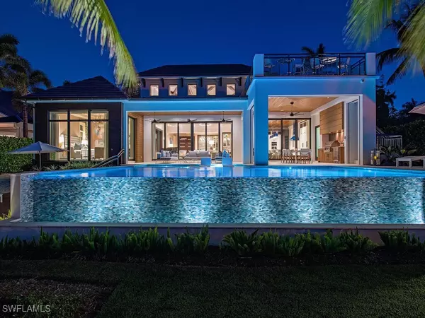 661 Galleon DR, Naples, FL 34102