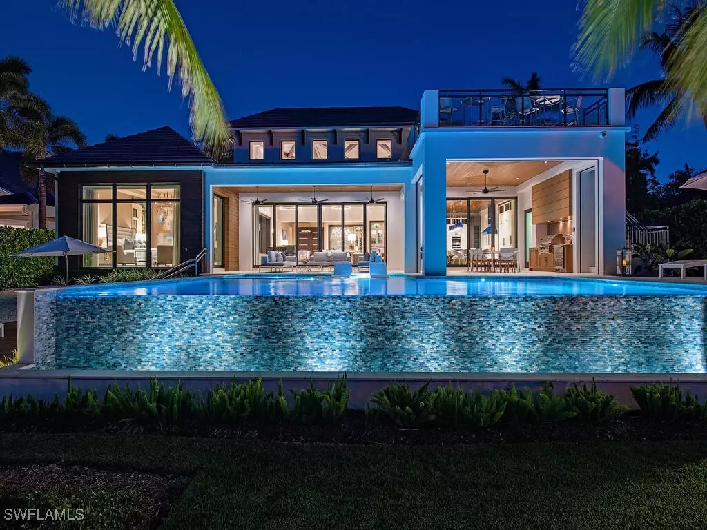 Naples, FL 34102,661 Galleon DR