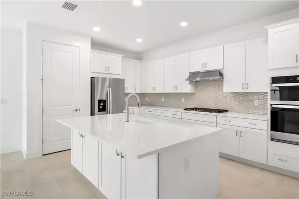 Naples, FL 34114,8893 Oceana WAY