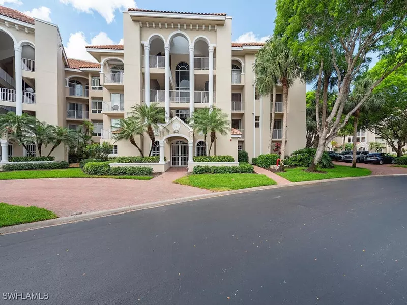 8440 Abbington CIR #D16, Naples, FL 34108