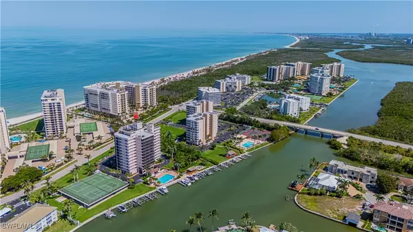 Naples, FL 34108,11030 Gulf Shore DR #901