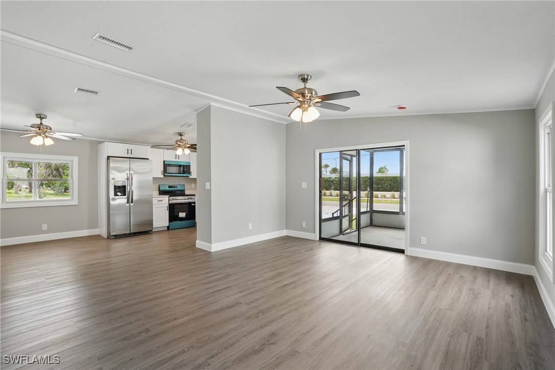 Naples, FL 34114,897 Manatee RD
