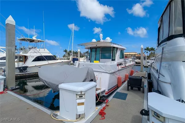 Marco Island, FL 34145,1402 N Collier BLVD