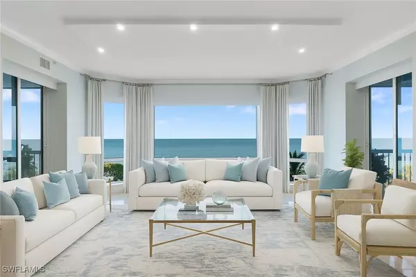 Naples, FL 34108,8473 Bay Colony DR #403