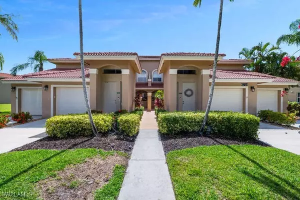 Naples, FL 34119,6710 Huntington Lakes CIR #202