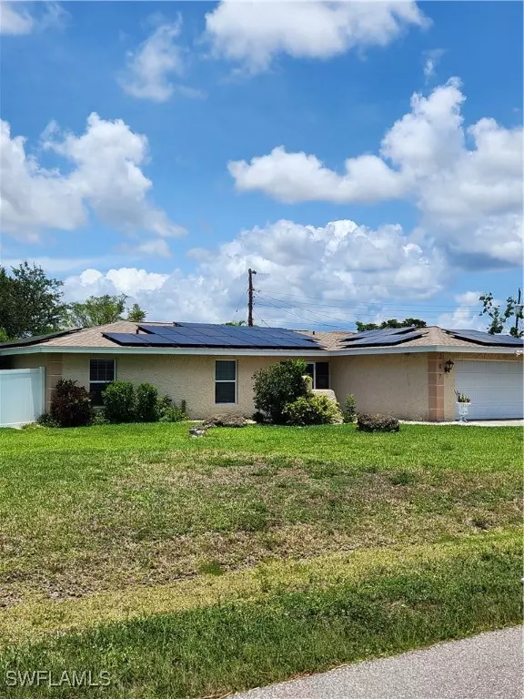 Cape Coral, FL 33904,207 SE 47th TER