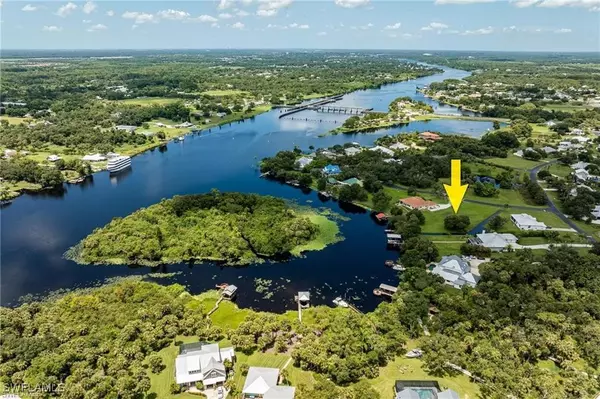 Alva, FL 33920,16520 Oakview CIR