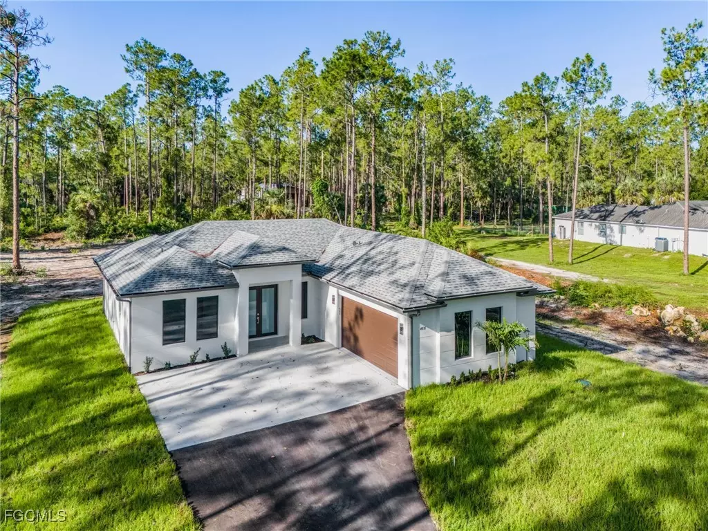 Naples, FL 34120,4076 2nd AVE NE