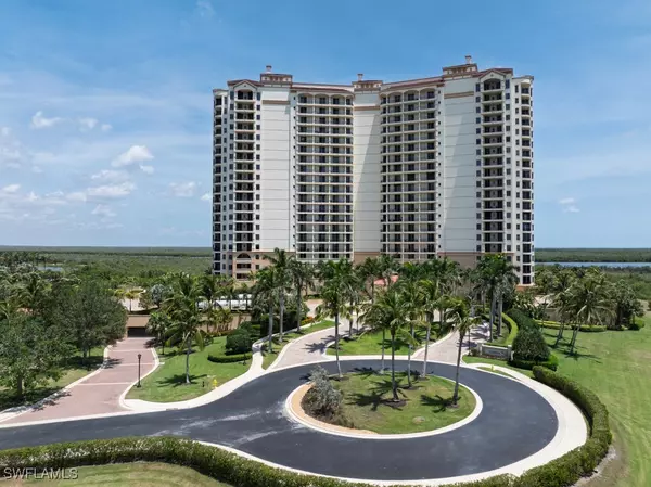 1050 Borghese LN #1101, Naples, FL 34114