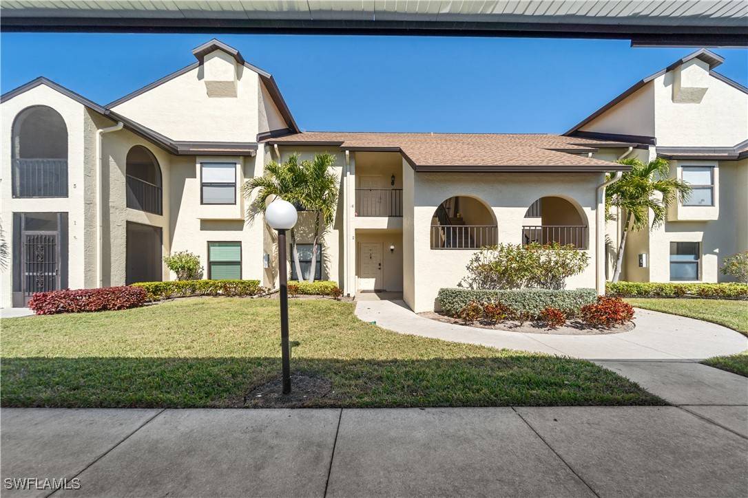 Fort Myers, FL 33919,8287 Charter Club CIR #2