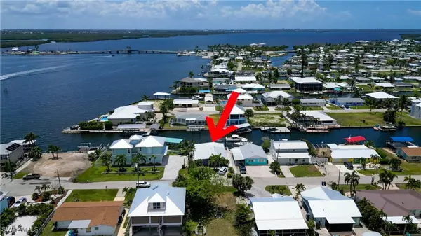 Matlacha, FL 33993,2685 Geary ST