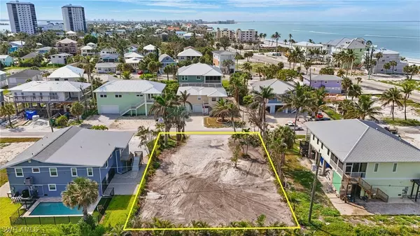 Fort Myers Beach, FL 33931,121 Gulf Island DR