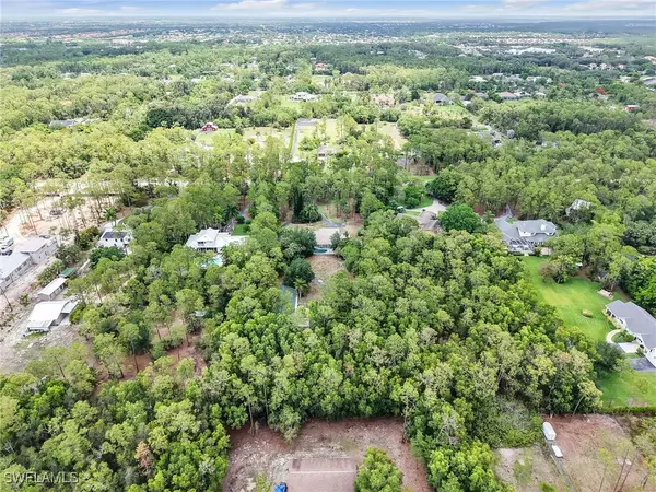 Naples, FL 34119,5810 Golden Oaks LN