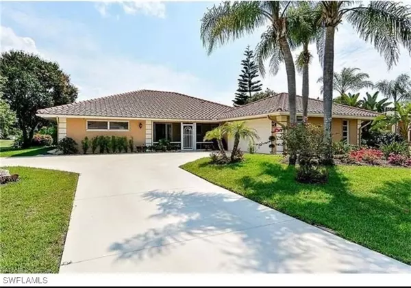 9879 El Greco CIR, Bonita Springs, FL 34135
