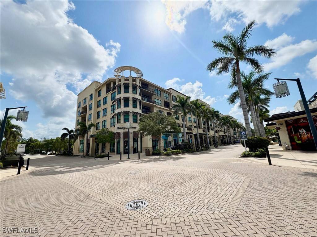 Naples, FL 34108,9115 Strada PL #5317