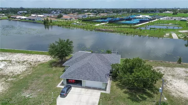 513 SW 3rd CT, Cape Coral, FL 33991