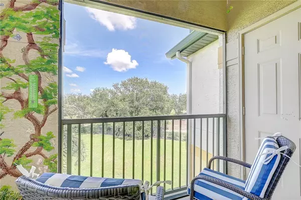 Fort Myers, FL 33913,11500 Villa Grand #318