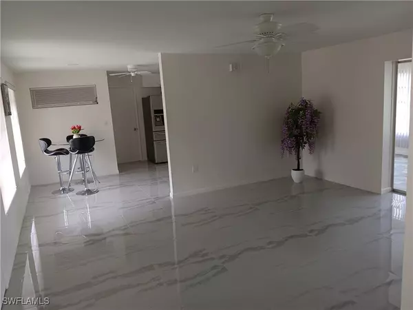 Fort Myers, FL 33905,2244 Parkview DR