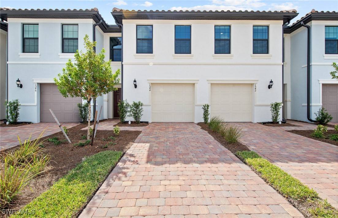 1679 Lake Jessup CIR, Cape Coral, FL 33909
