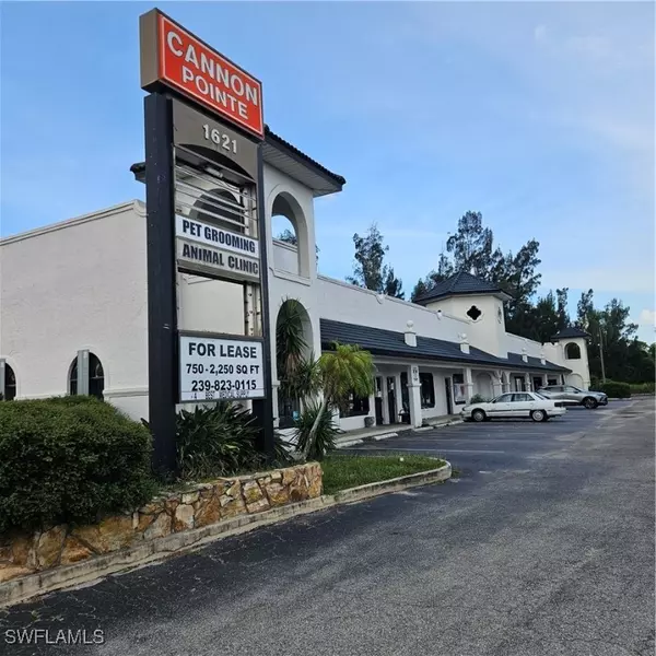 1621 N Tamiami TRL #6, North Fort Myers, FL 33903